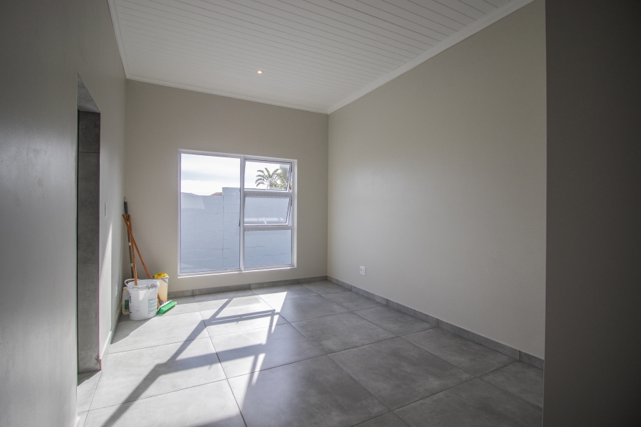 4 Bedroom Property for Sale in Yzerfontein Western Cape